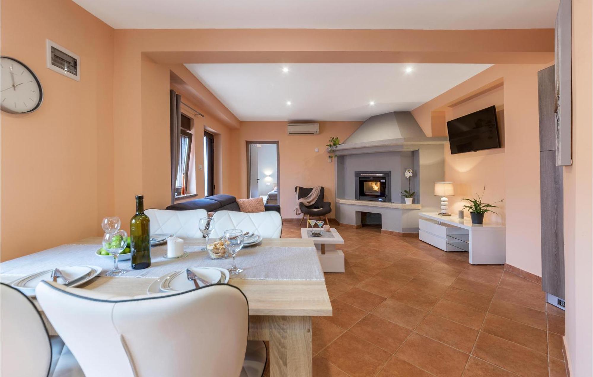 1 Bedroom Stunning Apartment In PUY Exterior foto
